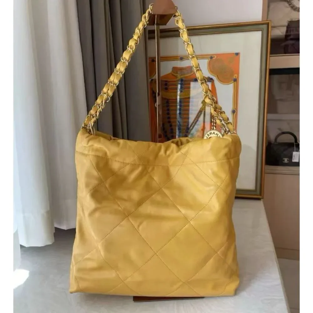 Chanel Women Pre-Loved Bag Very Good Condition